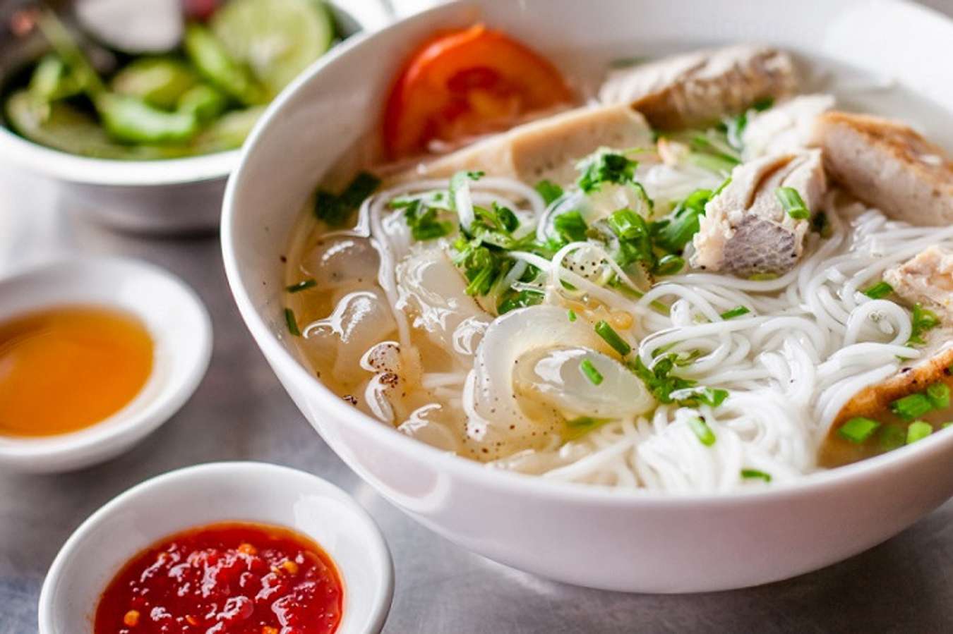 Bún Cá Sứa Chiên