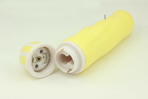 +4 cách an toàn để sử dụng dương vật giả cho người mới bắt đầu