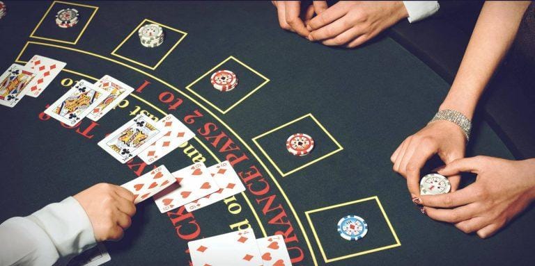 BlackJack là gì? Hoàn thành các quy tắc trò chơi BlackJack