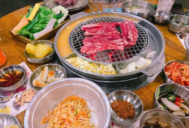 Baek Jeong chắc chắn sẽ cho bạn trải nghiệm ẩm thực Hàn hoàn mỹ