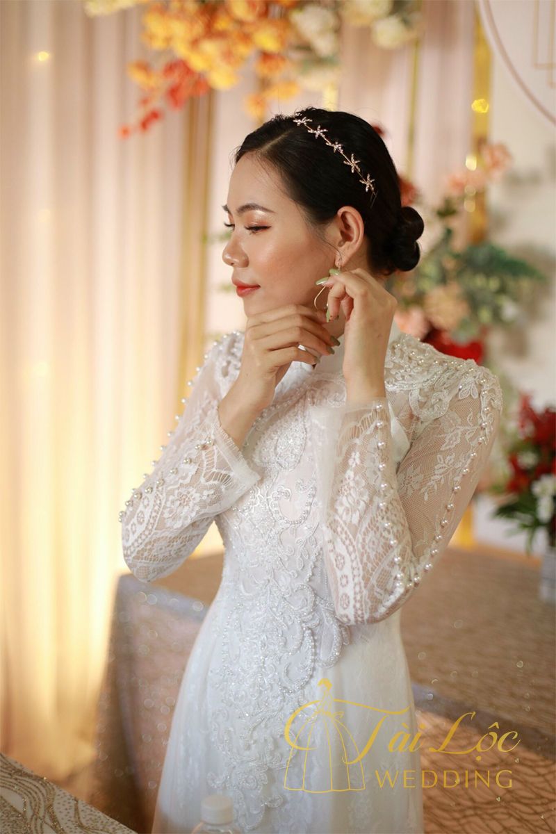 Dịch vụ cho thuê áo dài cưới đẹp giá rẻ TPHCM 2021 - Tài Lộc Wedding
