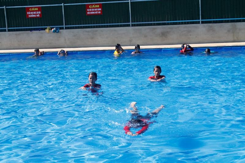 Sun Swimming - Dạy bơi cá nhân