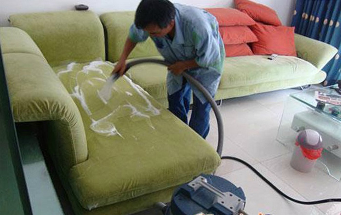 Mẹo vệ sinh ghế sofa và đệm dày nhàn tênh ngày Tết - META.vn