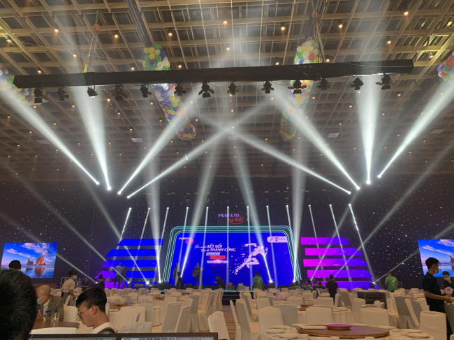 Top 10 địa chỉ cho thuê màn hình LED sân khấu sự kiện tại Hà Nội