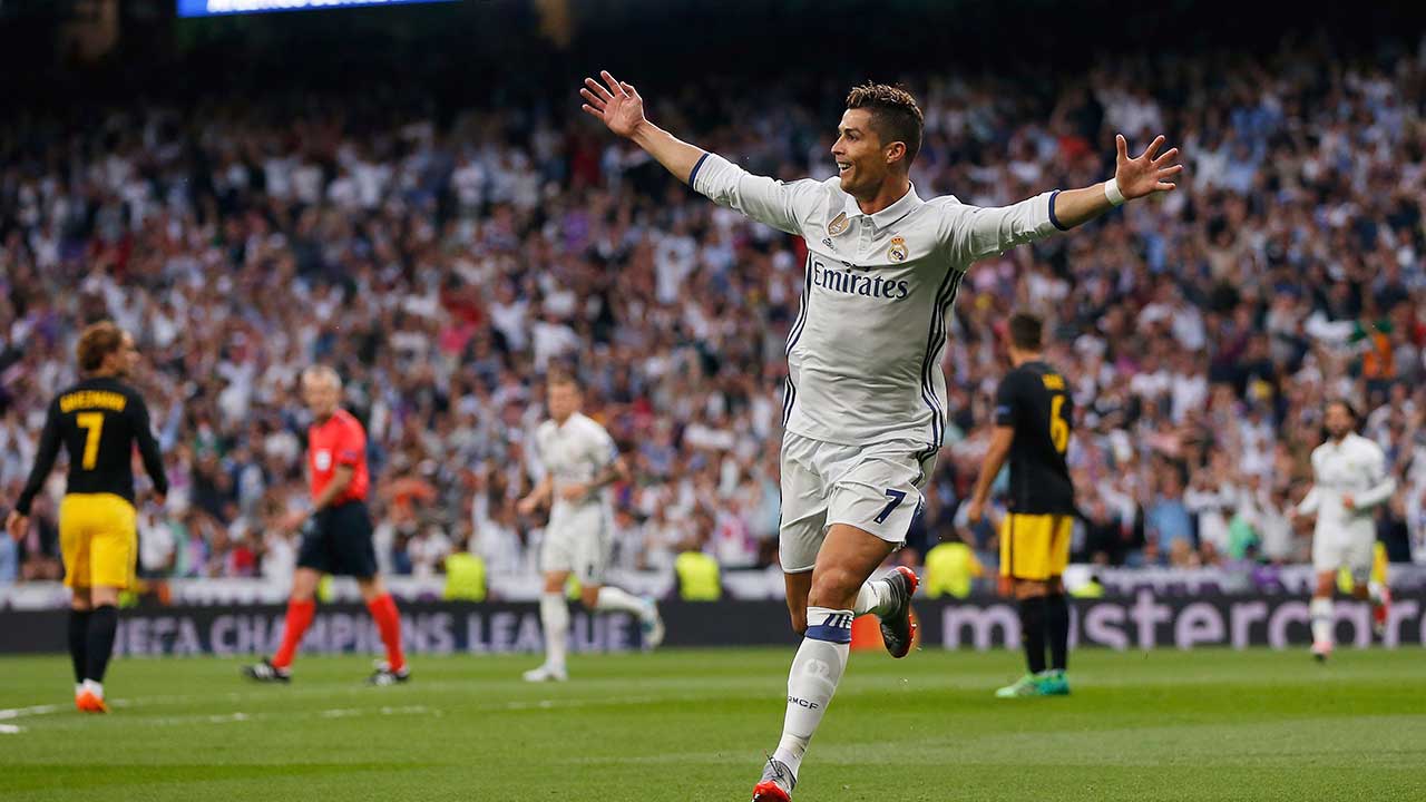 Ronaldo lập hat-trick giúp Real đánh bại Atletico ở bán kết CL
