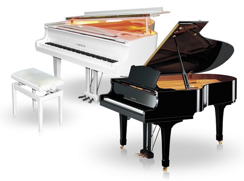 Đóng nắp đàn piano cẩn thận