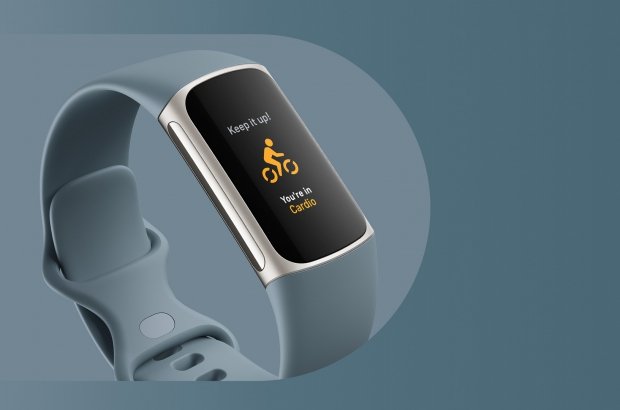 Fitbit Charge 5 met always-on amoled-scherm gepresenteerd | FWD